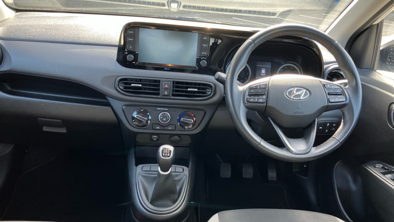 Hyundai i10 1.0 MPi SE Connect 5dr Petrol Hatchback